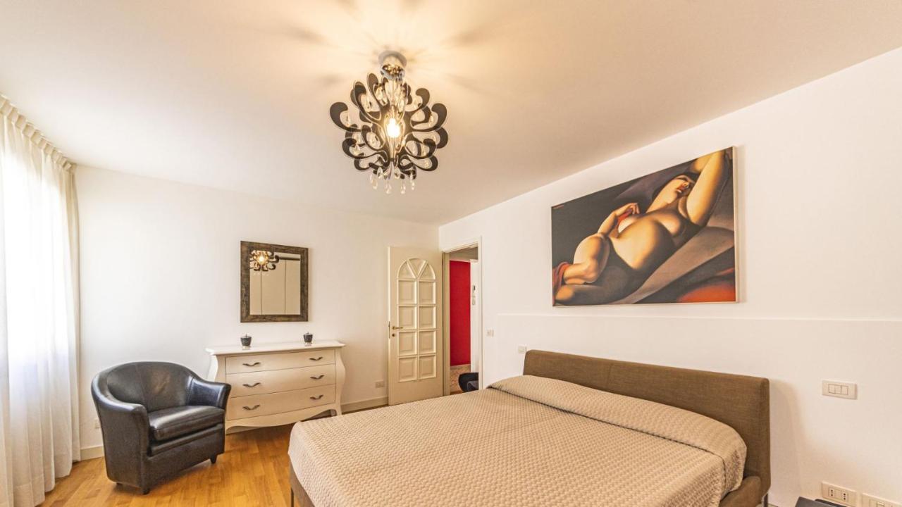 Ca' Emma San Marco - Canal View Venedik Dış mekan fotoğraf